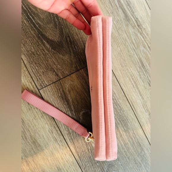 Lululemon Athletica Blush Pink Wristlet - Picture 5 of 6